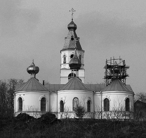 фото: Жаботинський Свято-Онуфріївський чоловічий монастир УПЦ МП